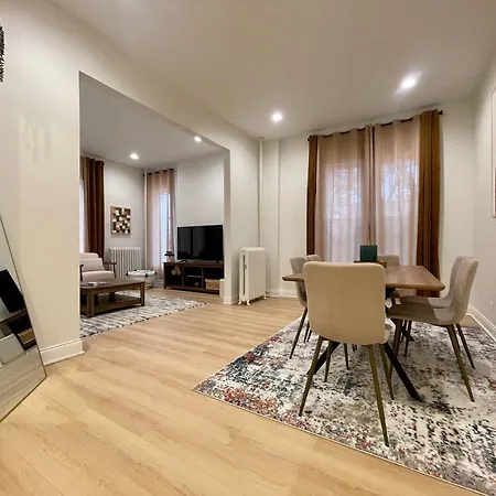 First Floor Condo In Chicago Exterior photo