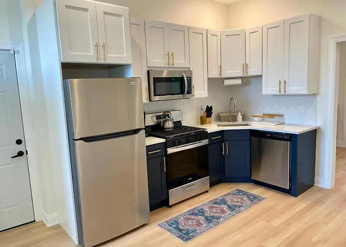 First Floor Condo In Chicago